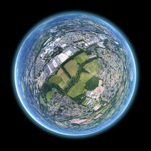 How are microsatellites revolutionizing satellite communications and earth observation?